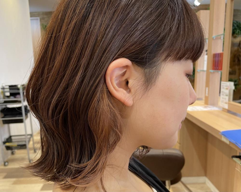 くびれボブ×オレンジインナー